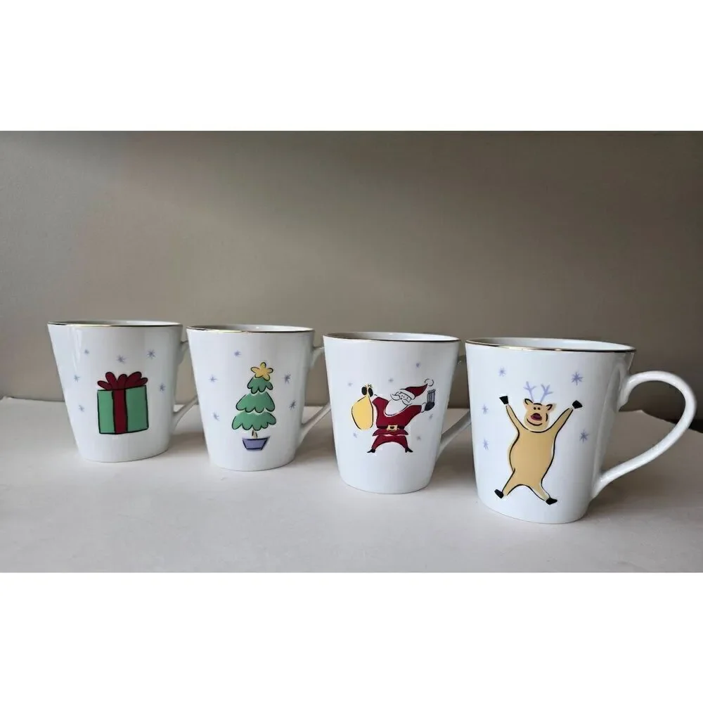 Merry Brite Set of four cups Christmas theme